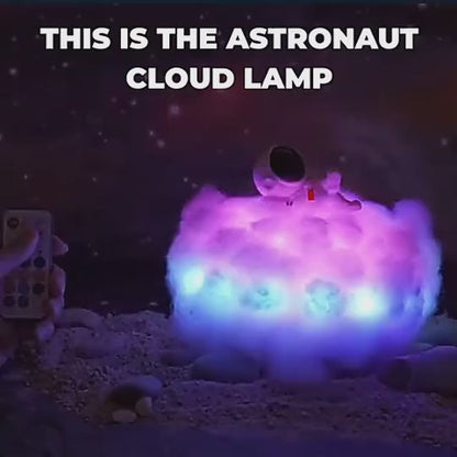 iLED Cloudy Astronaut Lamp